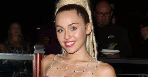 miley cyrus porn pictures|Miley Cyrus Nude Leaked Pics and Real PORN [2021 UPDATE]